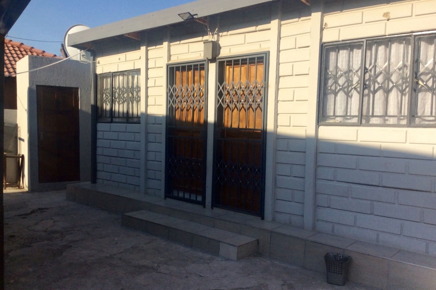 2 Bedroom Property for Sale in Meriting Unit 3 North West